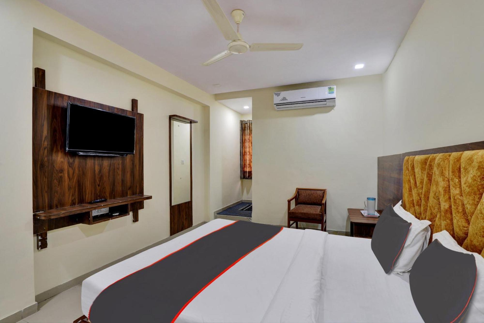 Hotel O Neelkamal Ahmadábád Kültér fotó